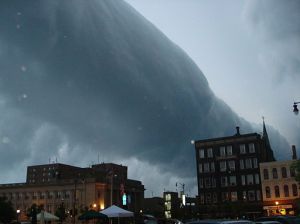 512px-Roll-Cloud-Racine